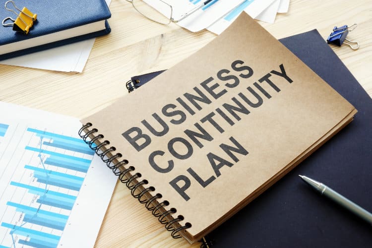 BCMS, Business Continuity management system, BCP Business continuity plan is on the table, Sicherheitsmanagement, Wiederaufbau von Systemen